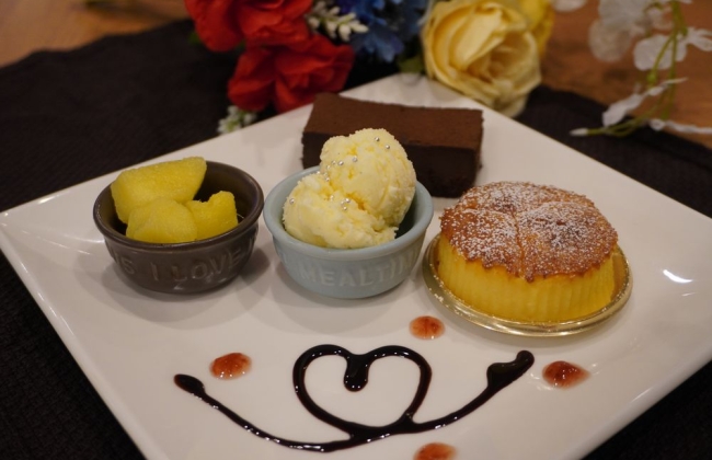 dessert plate